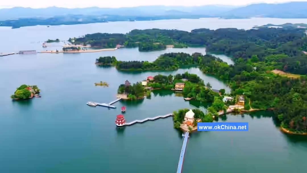 Wanfo Lake Scenic Area