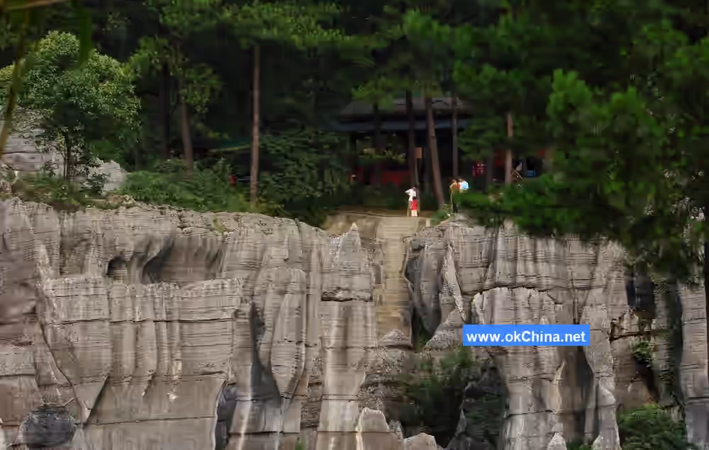 Wansheng Black Mountain Valley And Dragon Scale Stone Sea Scenic Area