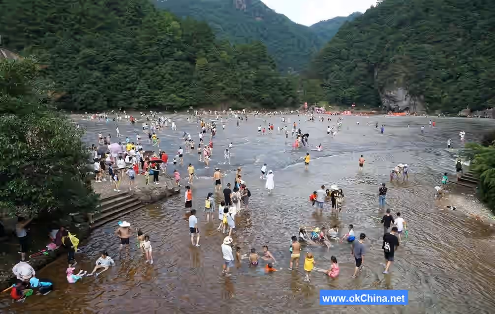 Baishuiyang And Yuanyang Stream Tourist Area