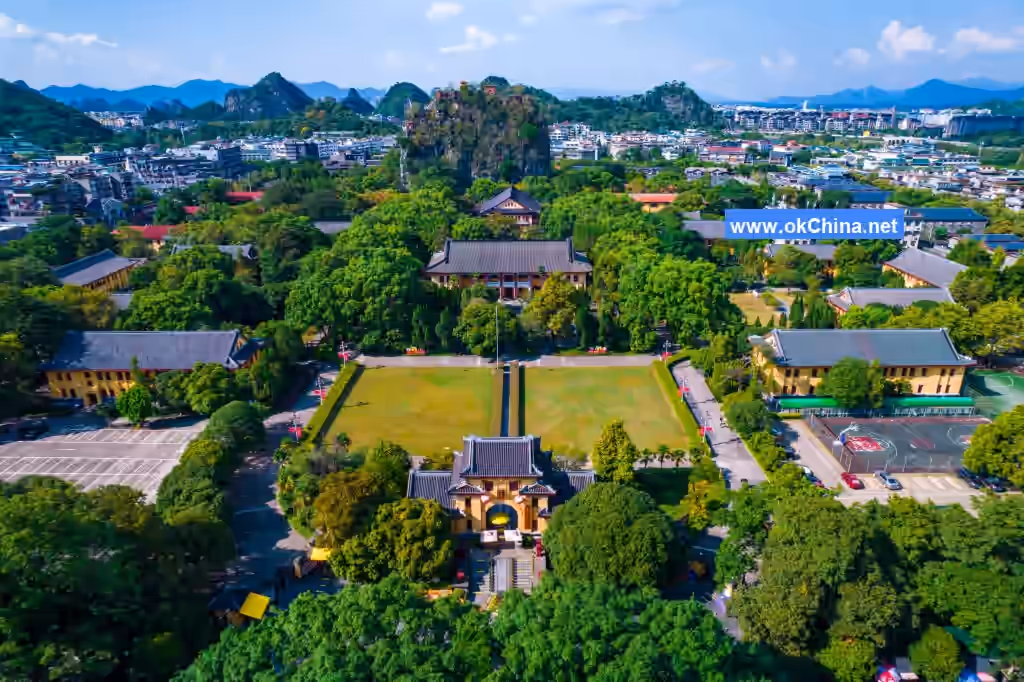 Solitary Beauty Peak And Prince City Scenic Area