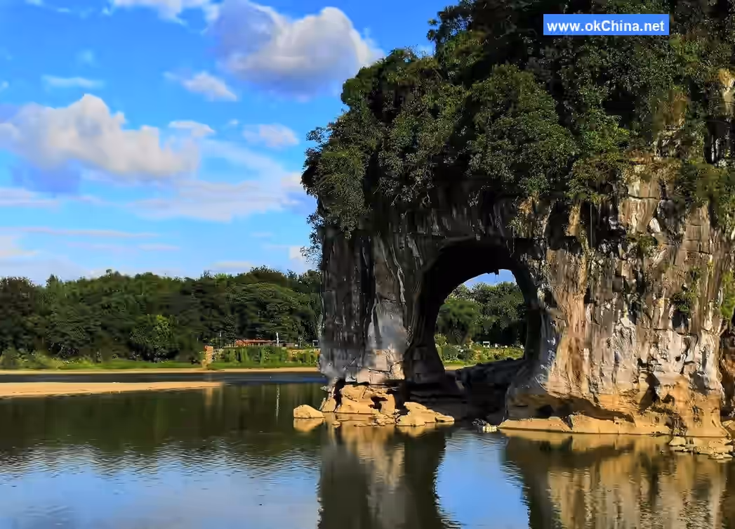 Two Rivers And Four Lakes And Elephant Hill Scenic Area