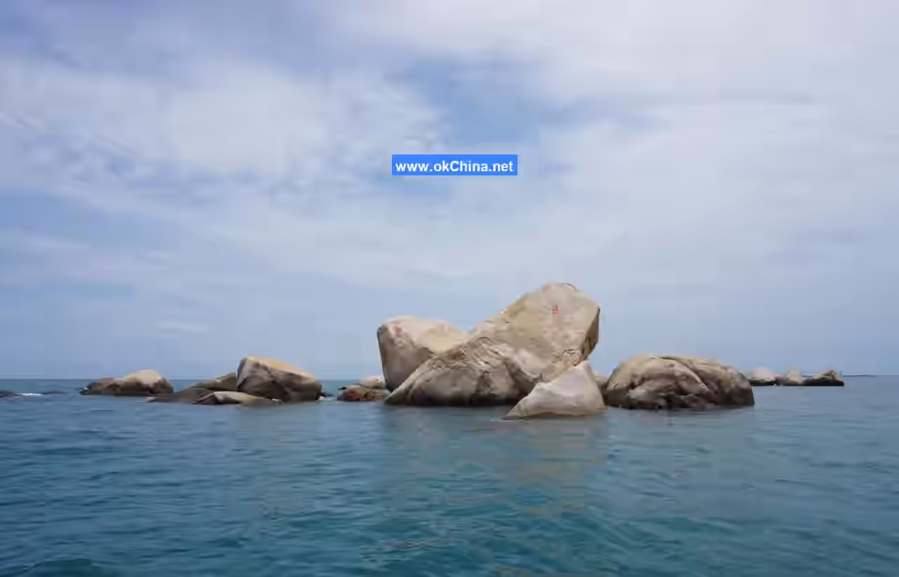 Tianya Haijiao Scenic Area