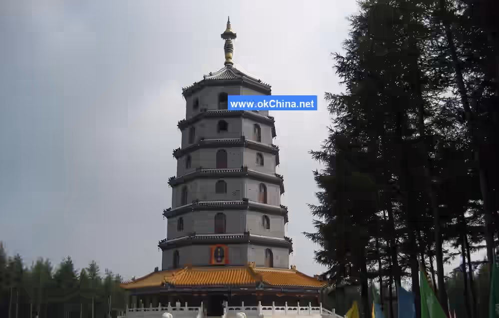 Chengde Imperial Summer Resort And Surrounding Temples Scenic Area