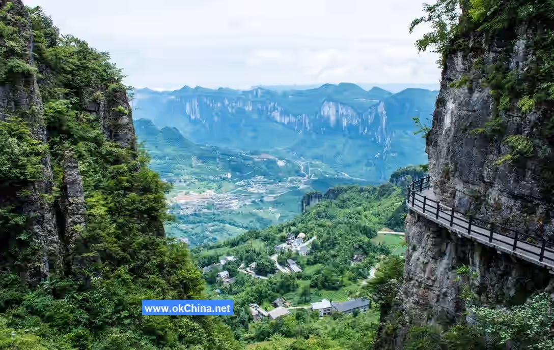 Enshi Grand Canyon Scenic Area