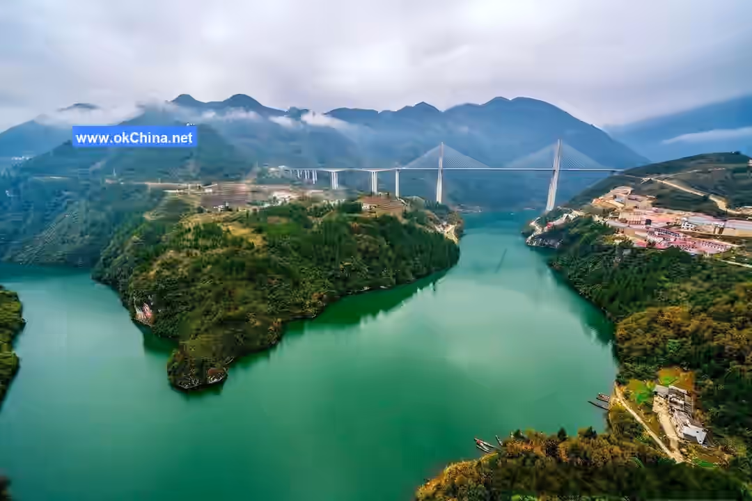 Shennong Stream Ropeway Cultural Tourist Area