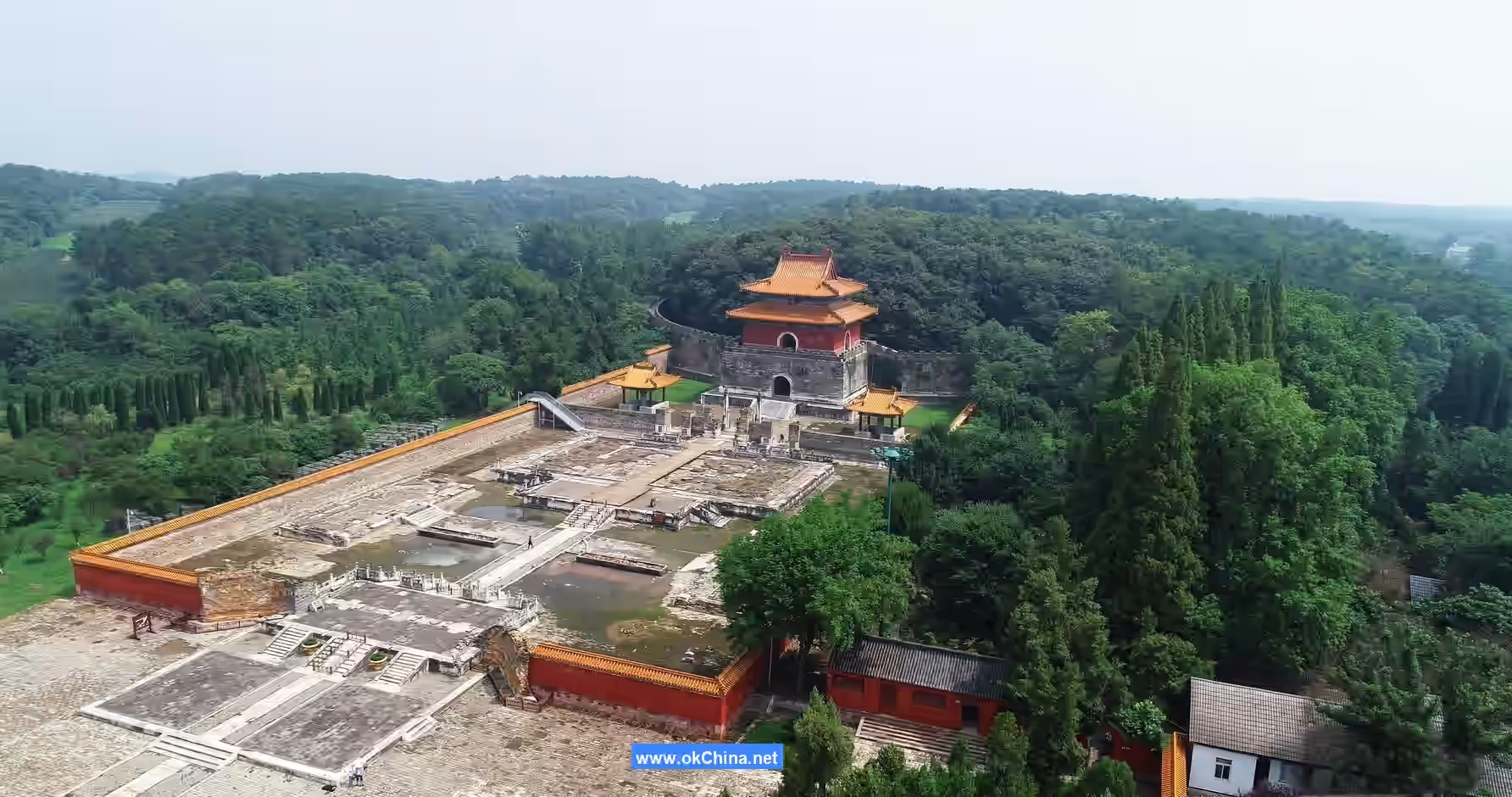 Mingxian Tomb Cultural Tourist Area