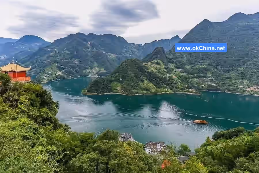 Qingjiang River Scenic Area