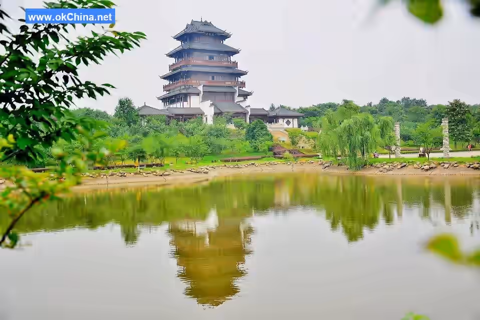 Huaminglou Tower Scenic Area