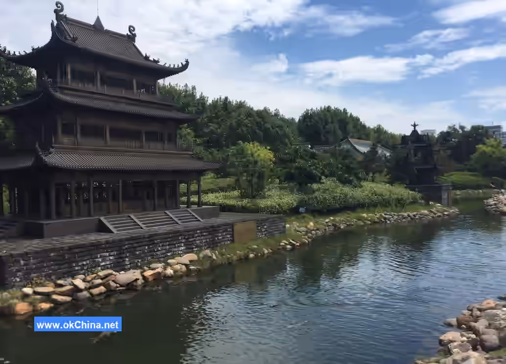 Yueyang Tower And Junshan Island Scenic Area