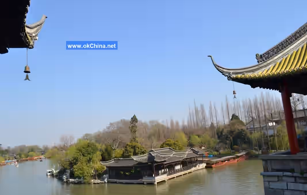 Slender West Lake Scenic Area