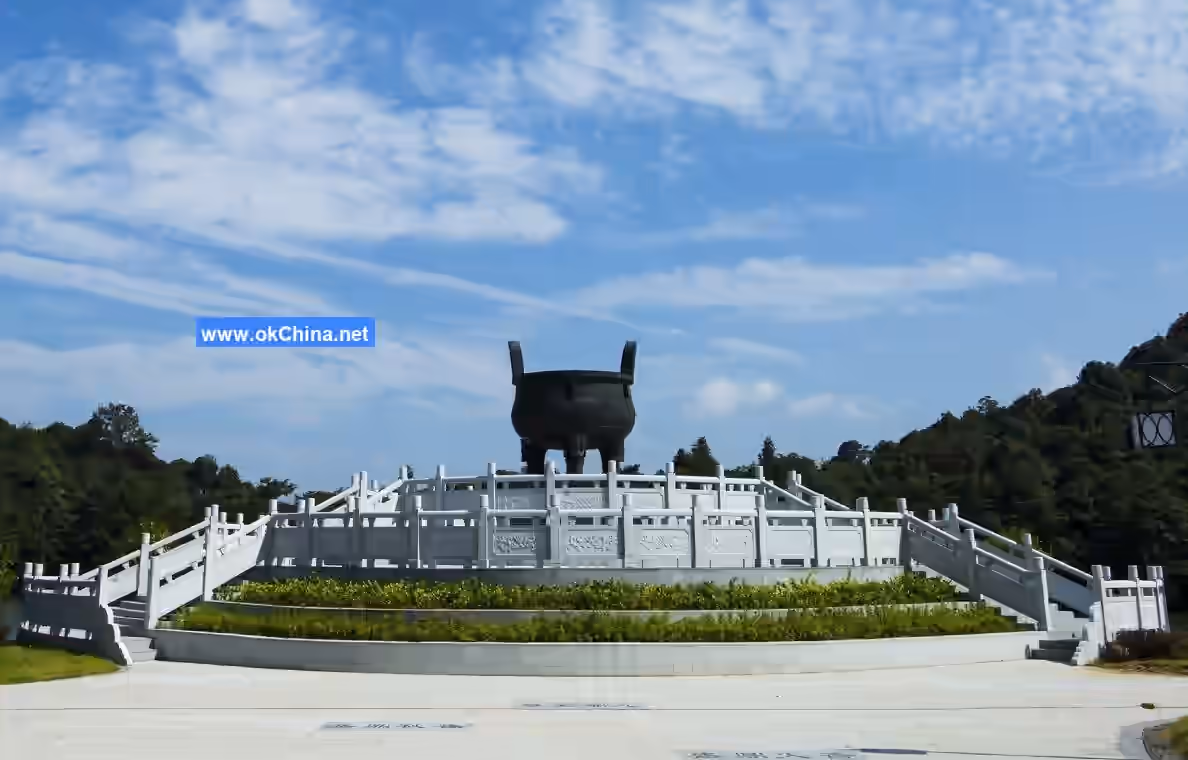 Sanbai Mountain Scenic Area