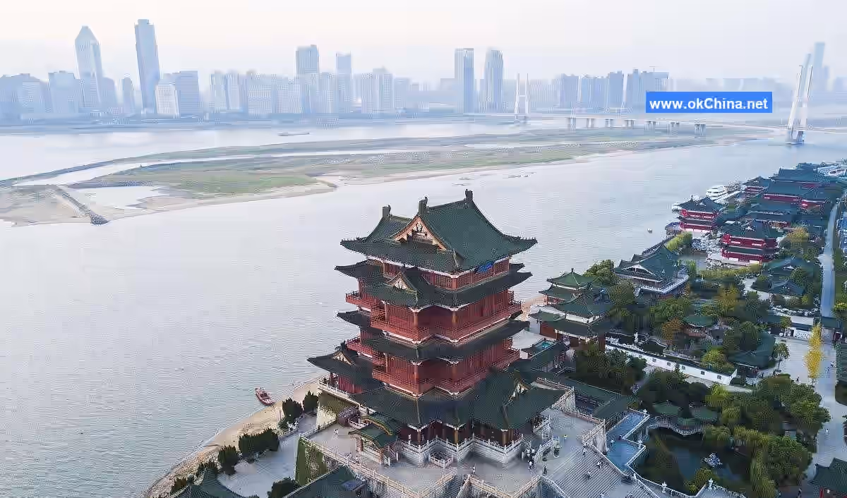 Pavilion Of Prince Teng Tourist Area