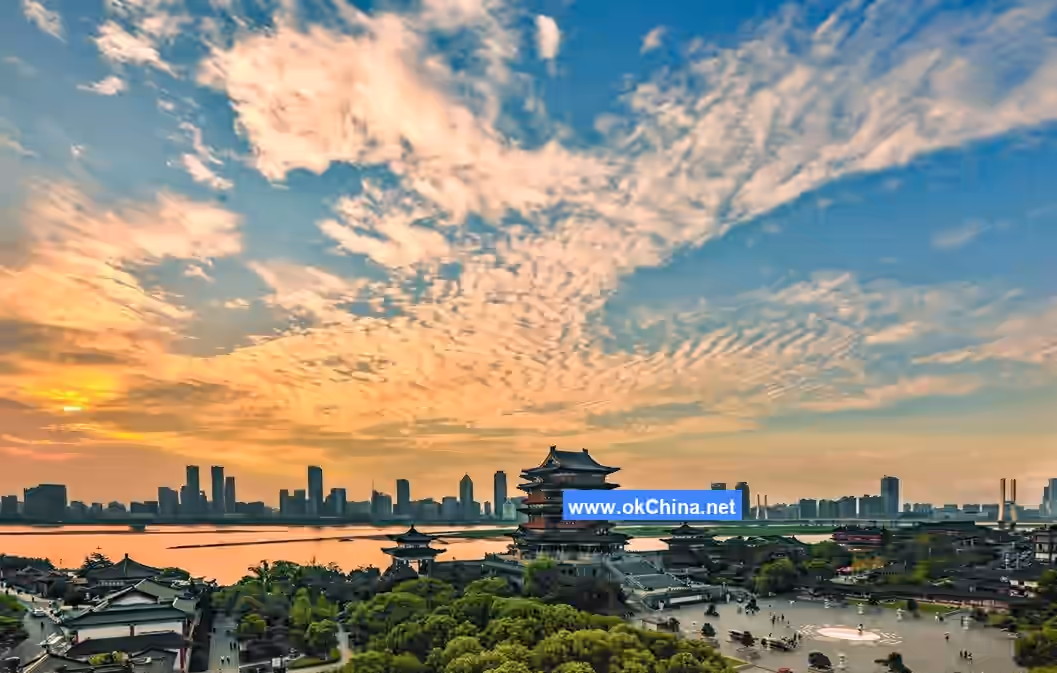 Pavilion Of Prince Teng Tourist Area