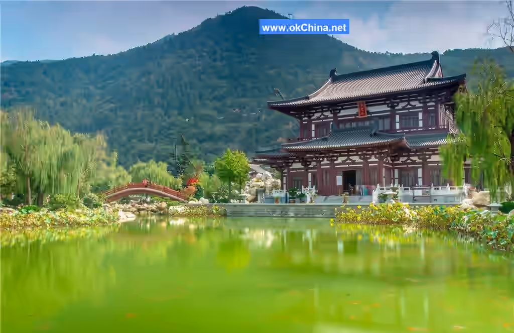 Huaqing Palace Scenic Area