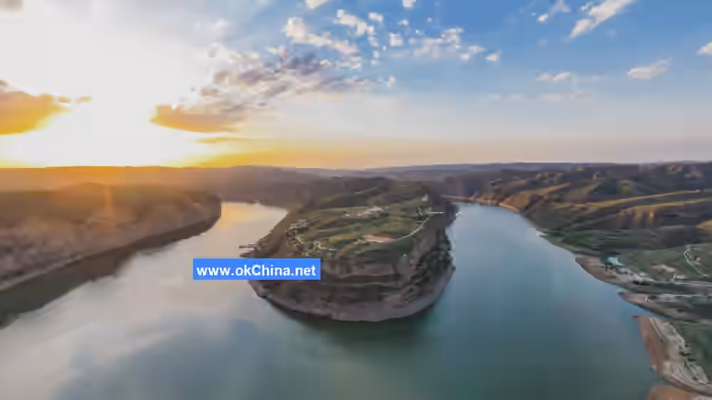Yanchuan Yellow River Qiankun Bay Scenic Area