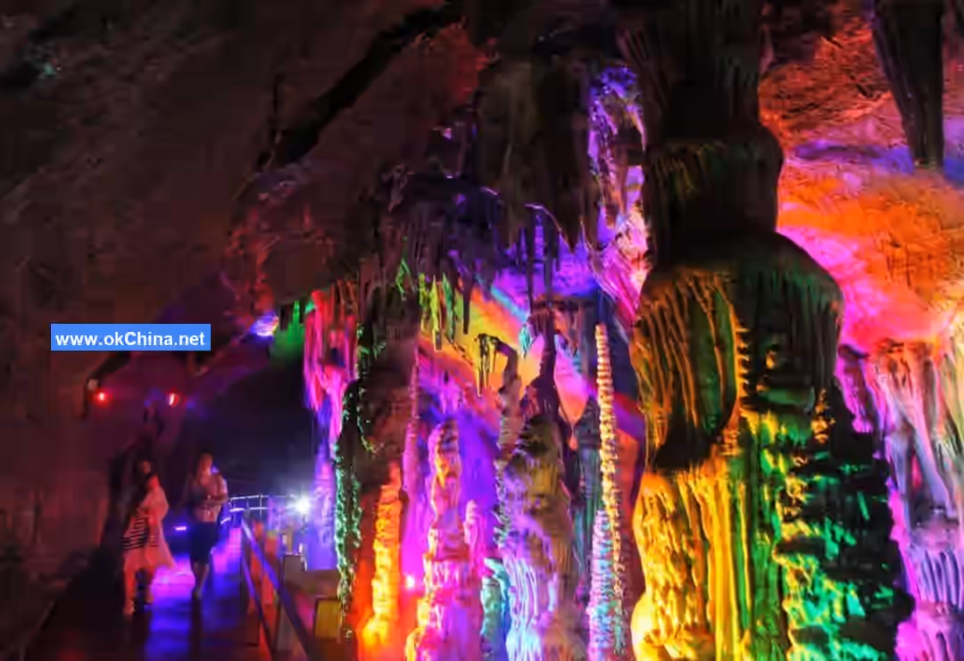 Firefly Water Cave And Underground Grand Canyon Tourist Area