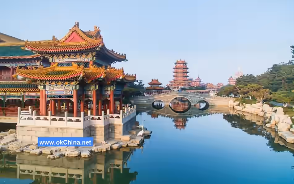 Weihai Huaxia City Scenic Area