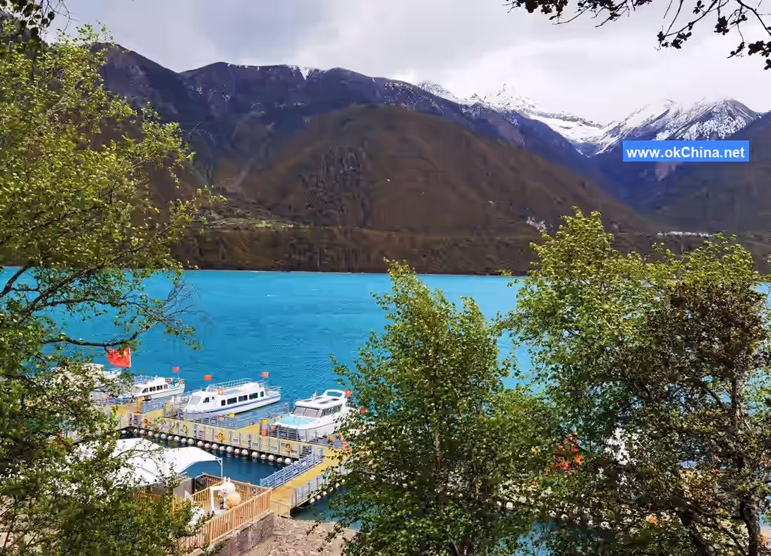 Basomtso Scenic Area